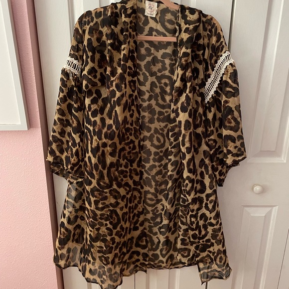 Leopard Print Plus Size Duster - Picture 1 of 3